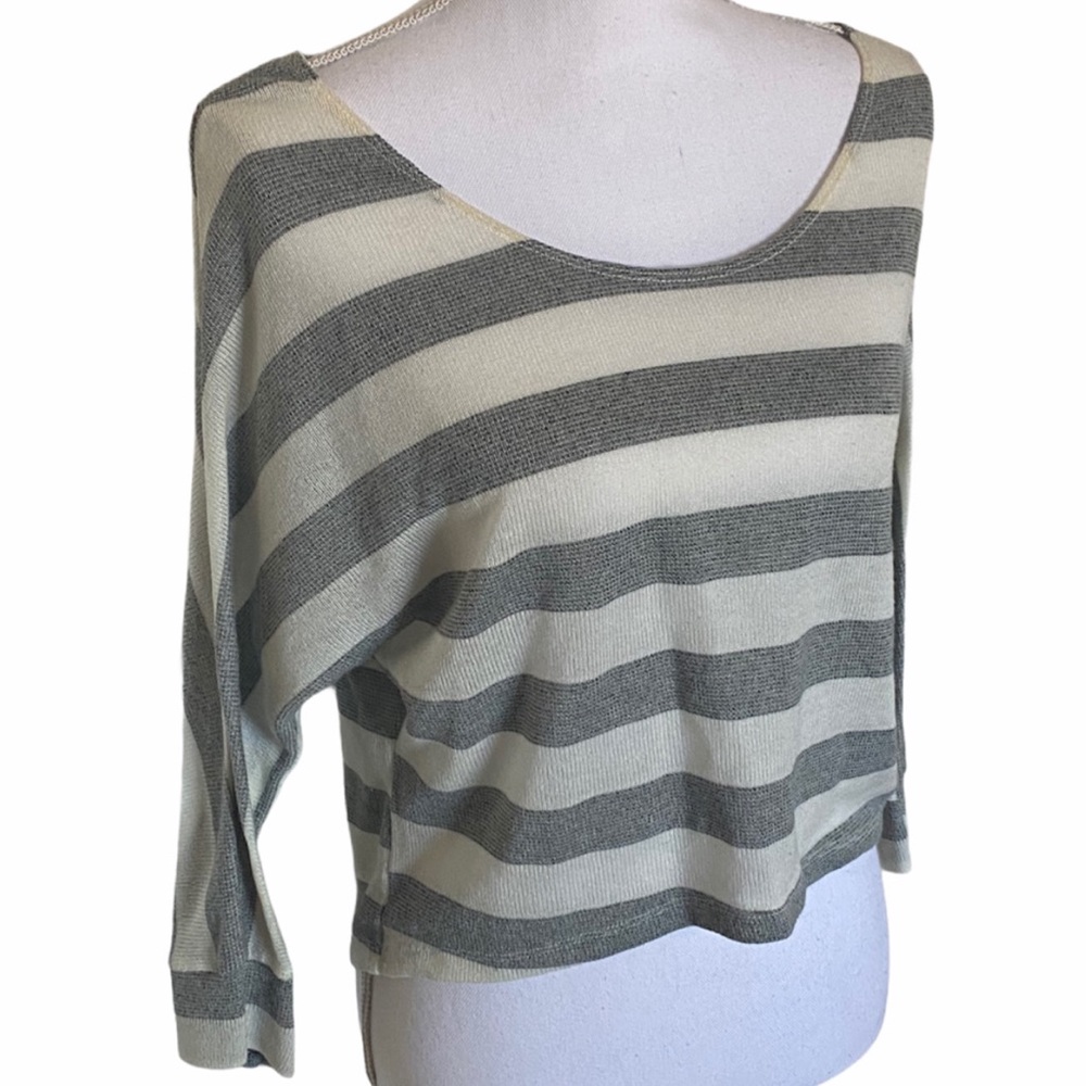3/$8🎉Charlotte Russe Gray white block striped top - Picture 2 of 4